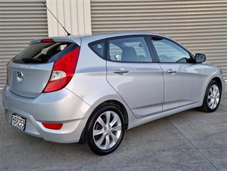 2013 Hyundai Accent - Thumbnail