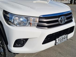 2019 Toyota Hilux - Thumbnail