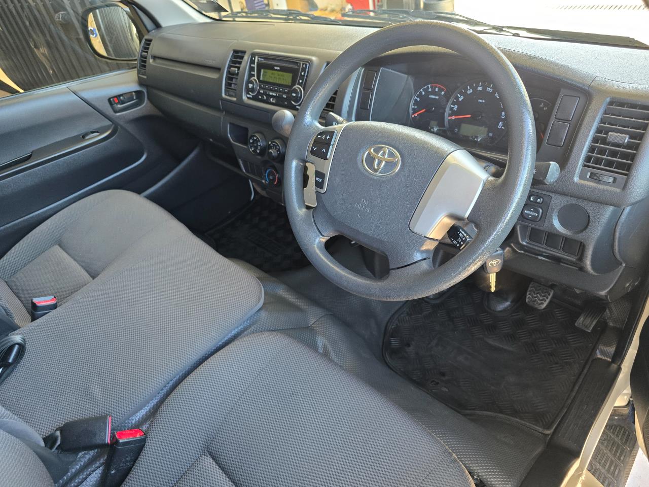 2014 Toyota Hiace