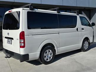 2014 Toyota Hiace - Thumbnail