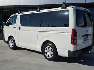 2014 Toyota Hiace - Thumbnail