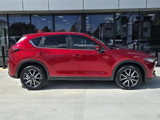 2017 Mazda CX-5 - Thumbnail