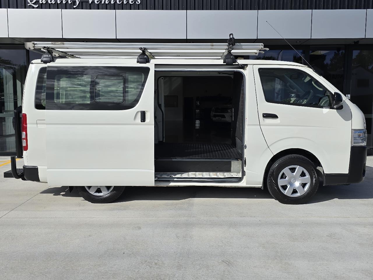 2015 Toyota Hiace