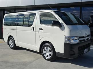 2014 Toyota Hiace - Thumbnail