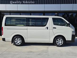 2014 Toyota Hiace - Thumbnail