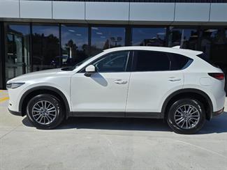 2022 Mazda CX-5 - Thumbnail