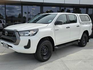 2020 Toyota Hilux - Thumbnail