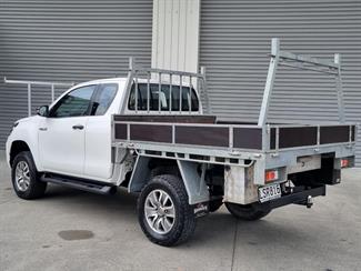 2018 Toyota Hilux - Thumbnail