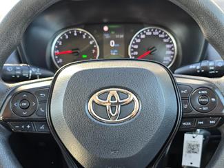 2019 Toyota RAV4 - Thumbnail