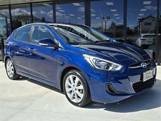 2017 Hyundai Accent - Thumbnail