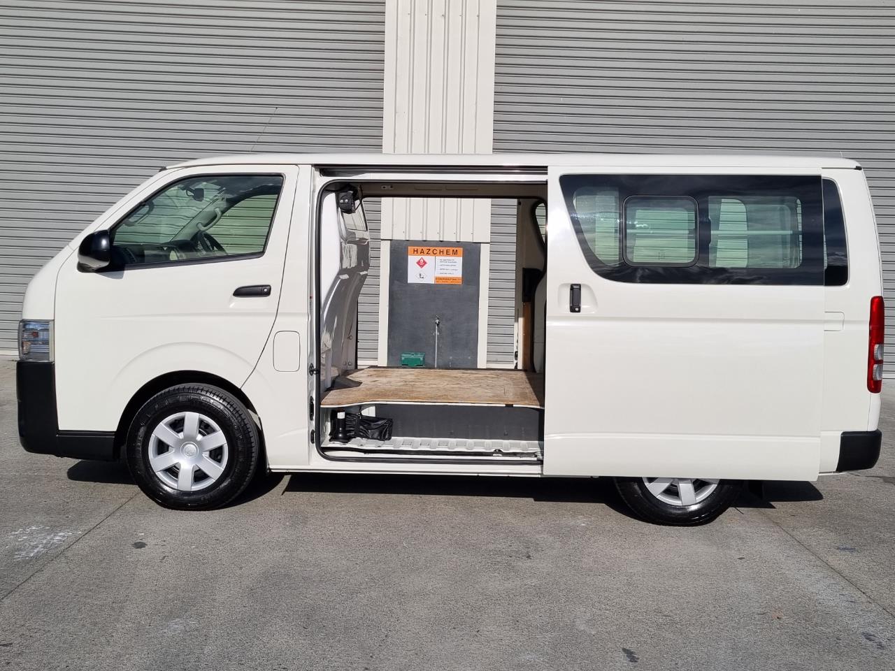 2016 Toyota Hiace