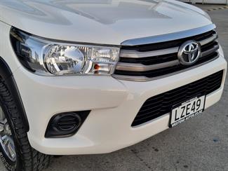 2019 Toyota Hilux - Thumbnail