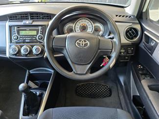 2015 Toyota Corolla - Thumbnail