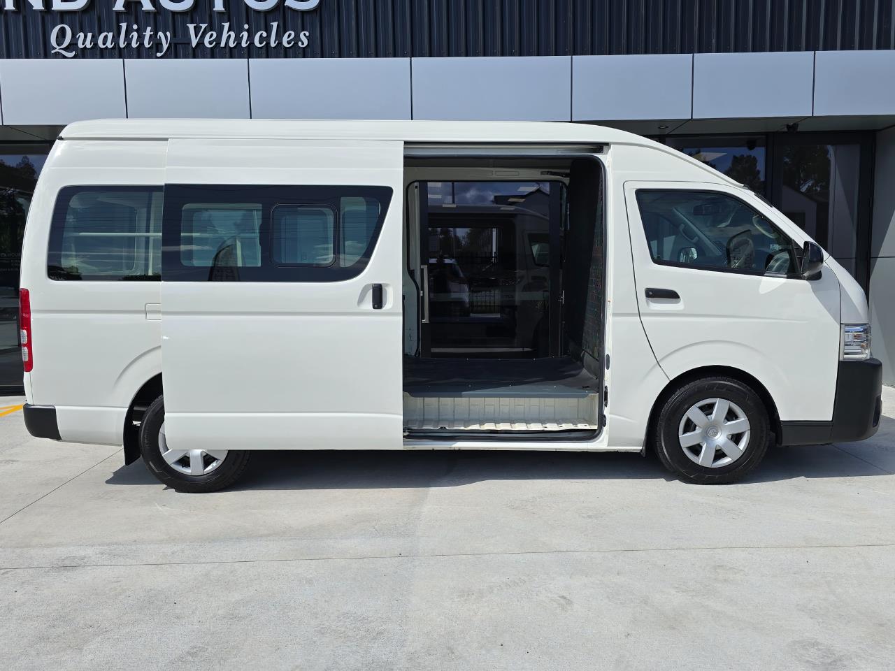 2015 Toyota Hiace