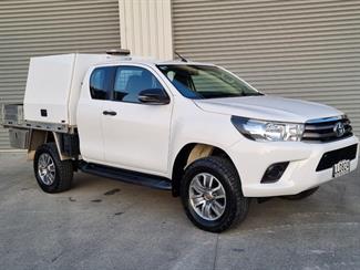 2018 Toyota Hilux - Thumbnail