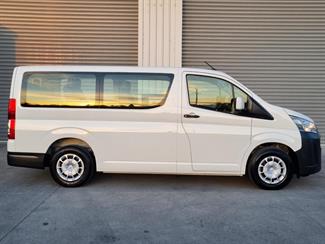 2019 Toyota Hiace - Thumbnail